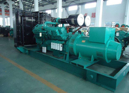 市北800kw康明斯柴油发电机组
